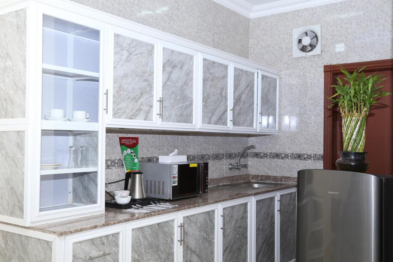 Jarzez Hotel Apartments Al Hail Seeb Luaran gambar