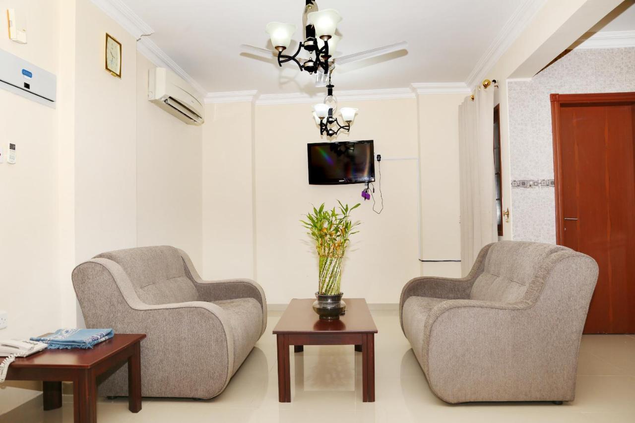 Jarzez Hotel Apartments Al Hail Seeb Luaran gambar