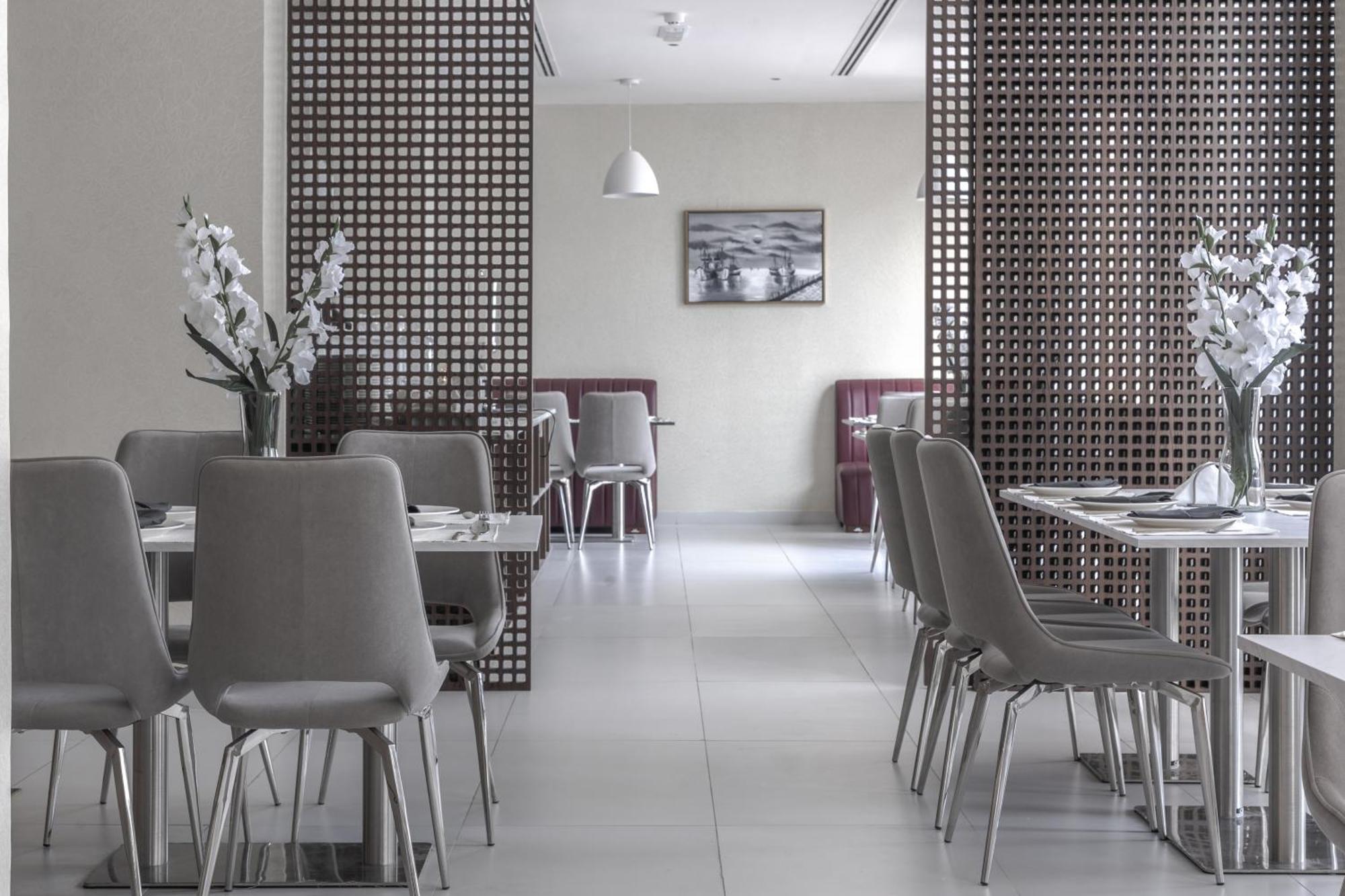 Jarzez Hotel Apartments Al Hail Seeb Luaran gambar